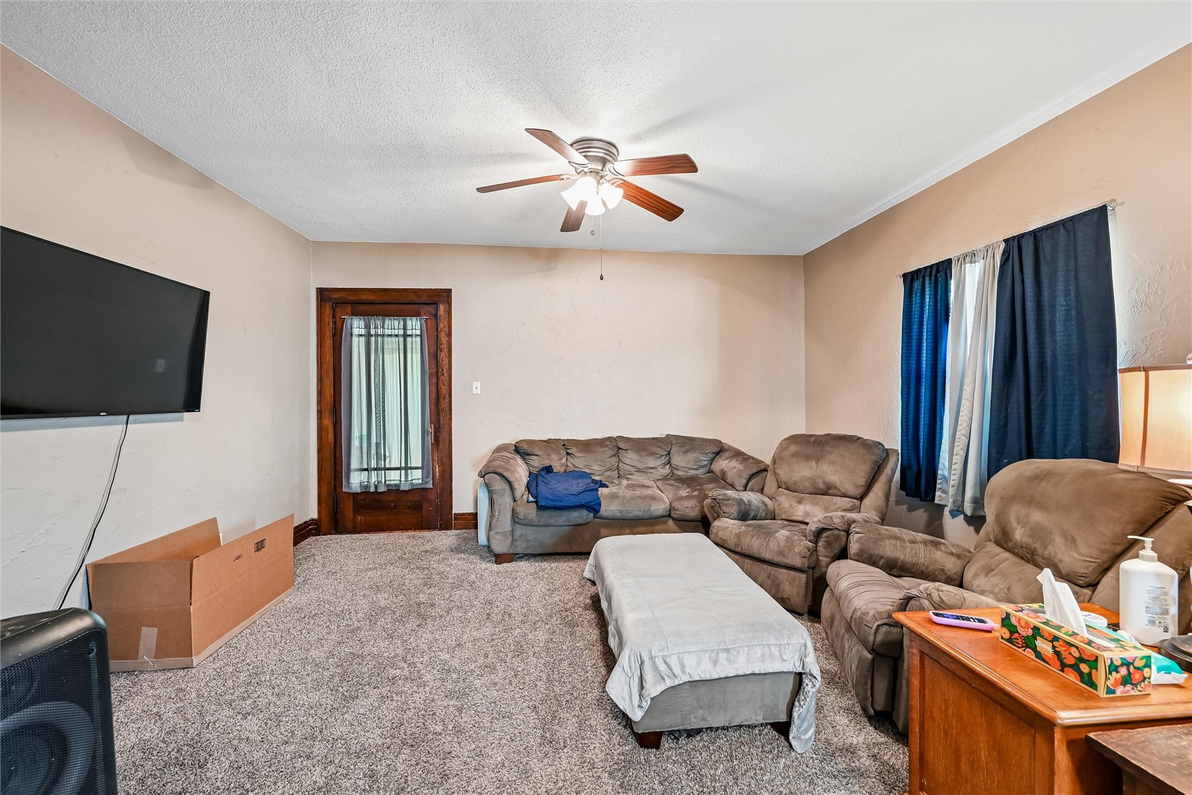 618 E Maple Street Central City IA 52214