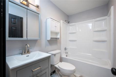 1625 South View Drive NW Cedar Rapids IA 52405