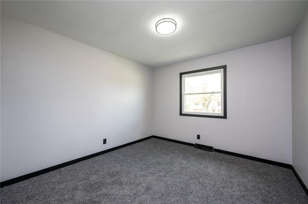 1625 South View Drive NW Cedar Rapids IA 52405