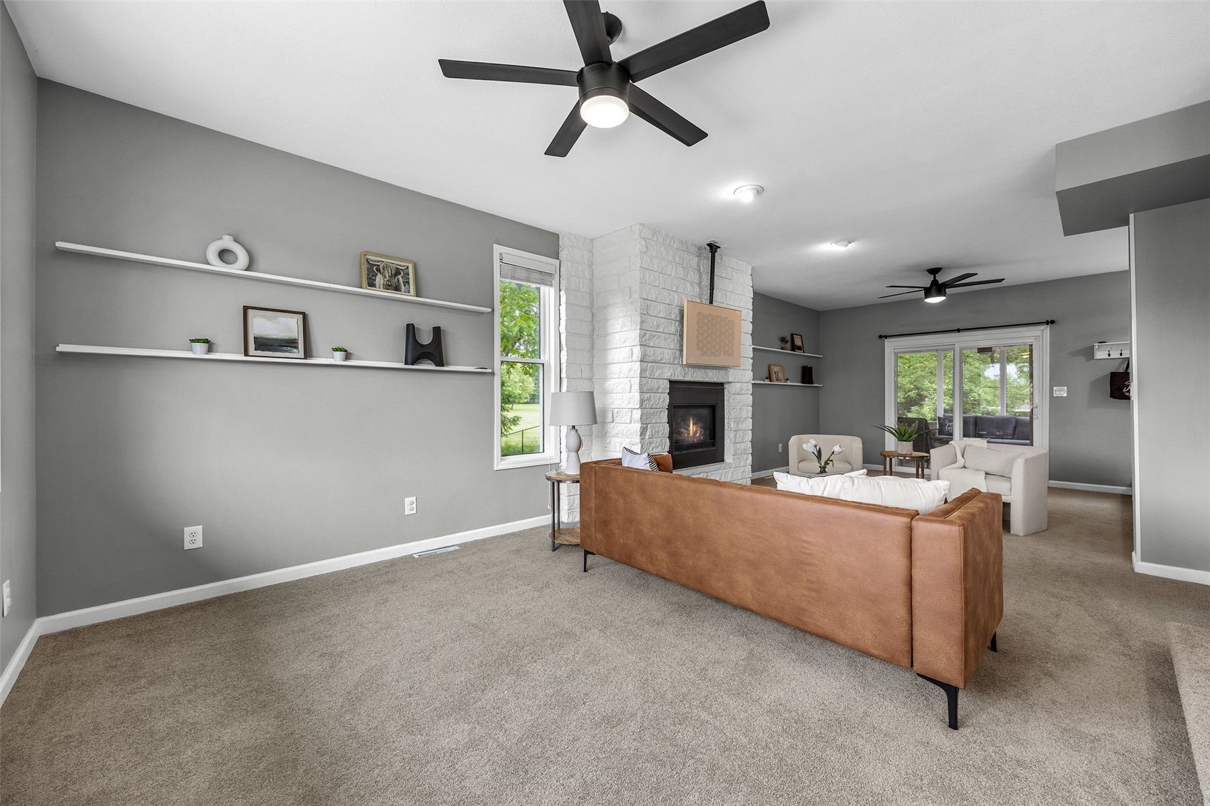 1105 Maple Street Robins IA 52328