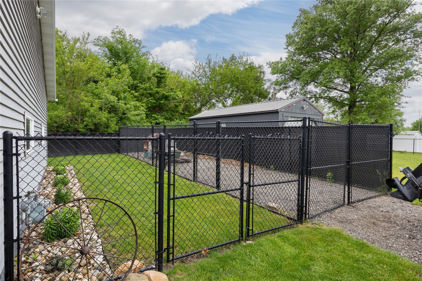 1105 Maple Street Robins IA 52328