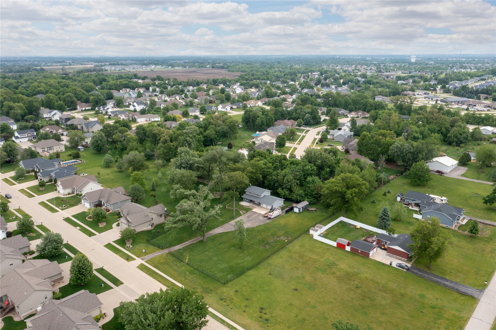 1105 Maple Street Robins IA 52328