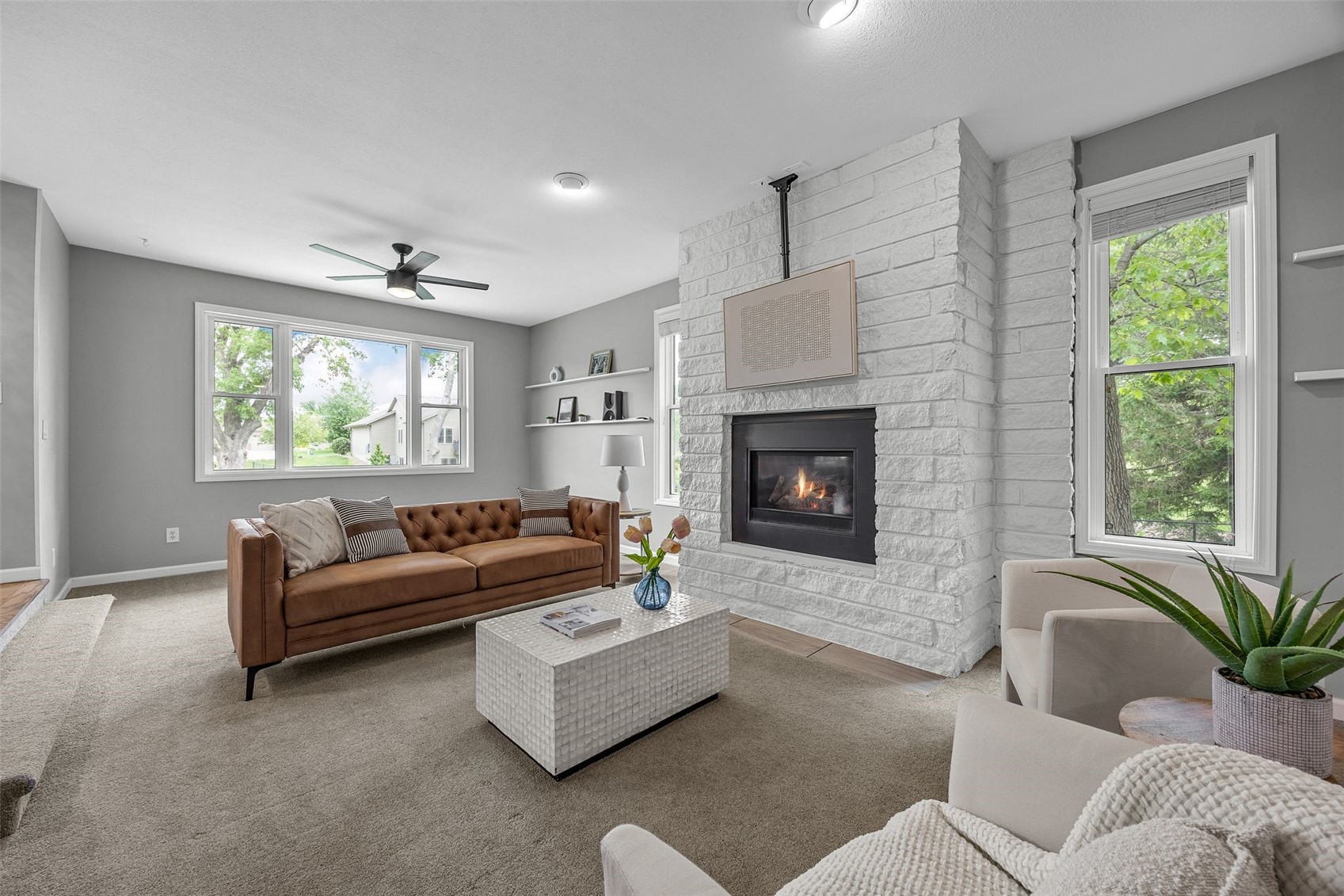 1105 Maple Street Robins IA 52328