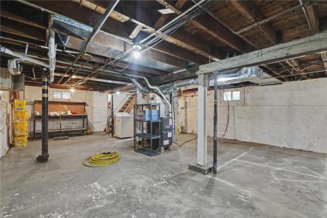 1109 J Avenue Cedar Rapids IA 52405