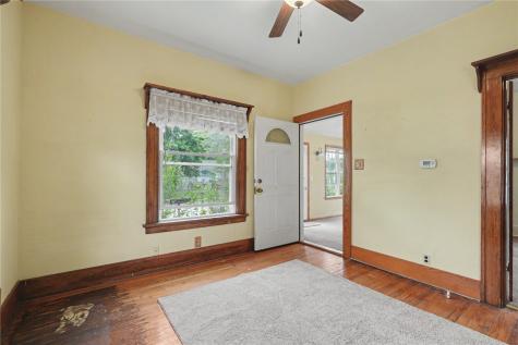 1109 J Avenue Cedar Rapids IA 52405
