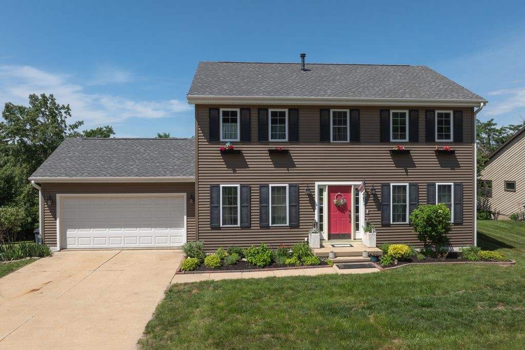 3817 Riverside Drive NE Cedar Rapids IA 52411