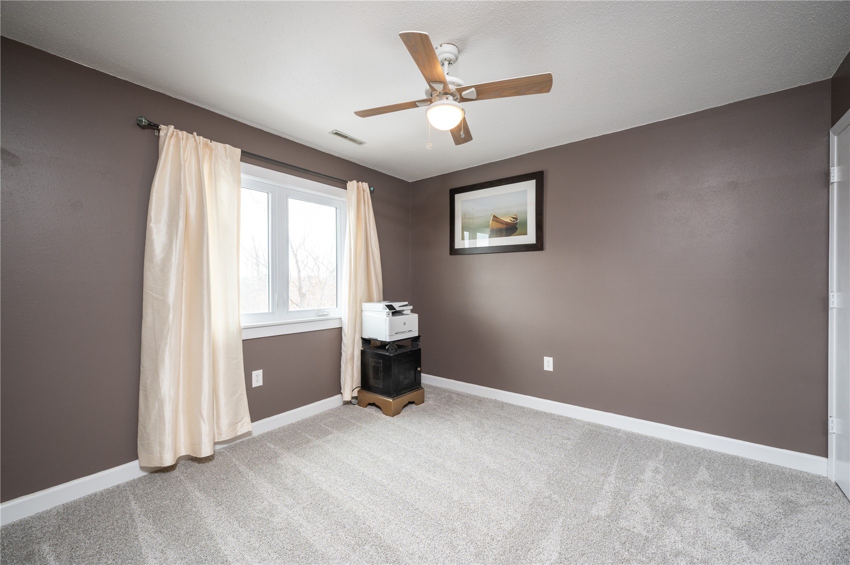 3817 Riverside Drive NE Cedar Rapids IA 52411