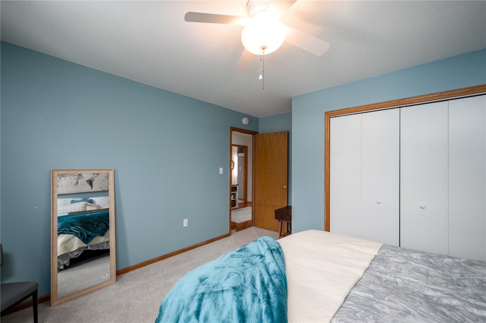 3817 Riverside Drive NE Cedar Rapids IA 52411