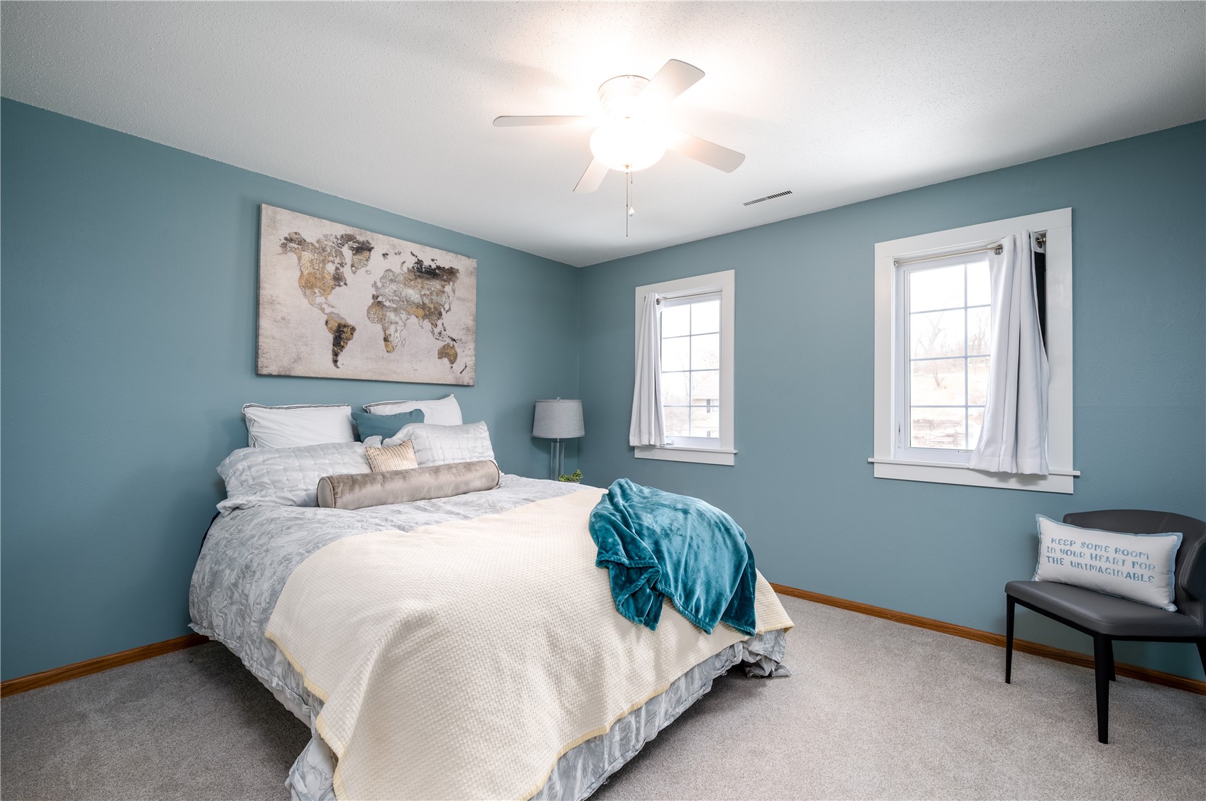 3817 Riverside Drive NE Cedar Rapids IA 52411