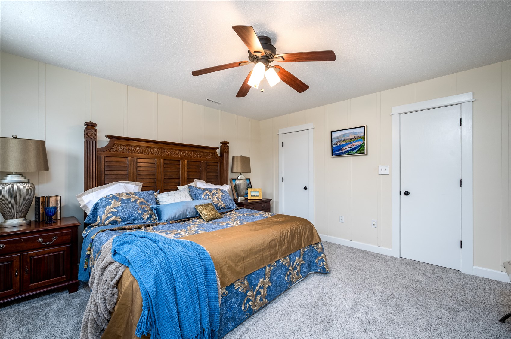 3817 Riverside Drive NE Cedar Rapids IA 52411