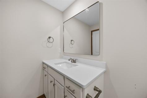 7007 Colpepper Drive SW Cedar Rapids IA 52404