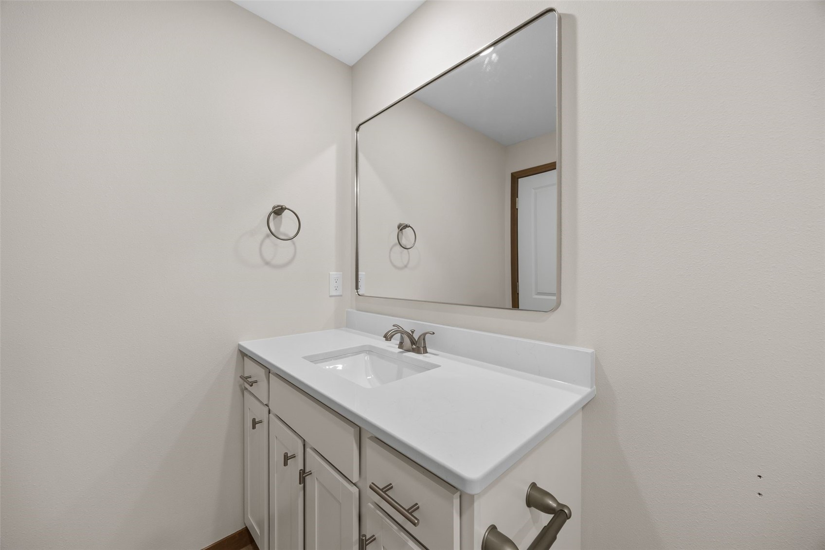7007 Colpepper Drive SW Cedar Rapids IA 52404