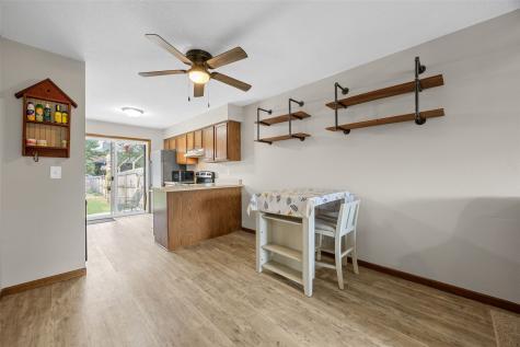 2526 Ellis View Court NW Cedar Rapids IA 52405