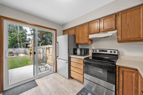 2526 Ellis View Court NW Cedar Rapids IA 52405