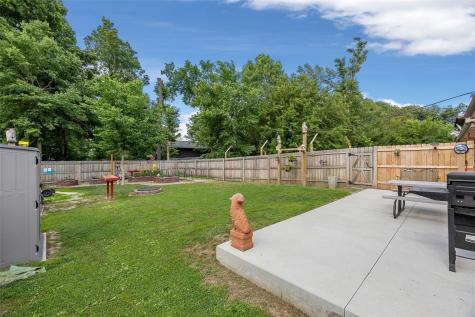 2526 Ellis View Court NW Cedar Rapids IA 52405