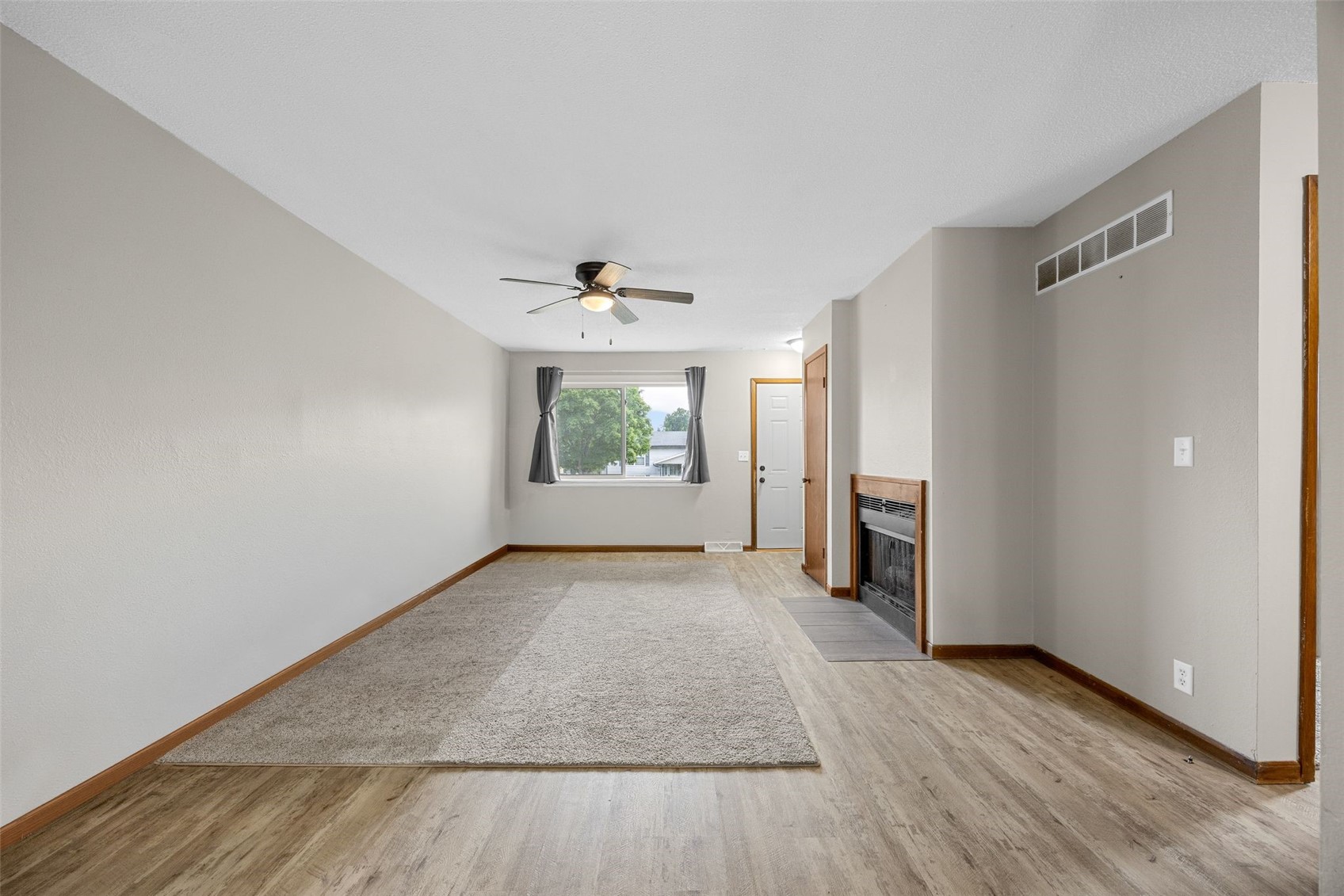 2526 Ellis View Court NW Cedar Rapids IA 52405