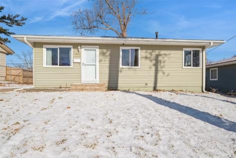 5314 Holly Avenue NW Cedar Rapids IA 52405