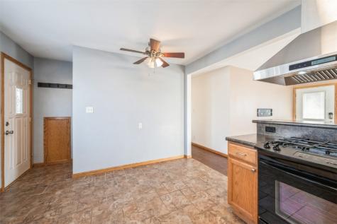 5314 Holly Avenue NW Cedar Rapids IA 52405