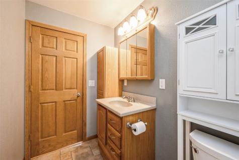 5314 Holly Avenue NW Cedar Rapids IA 52405