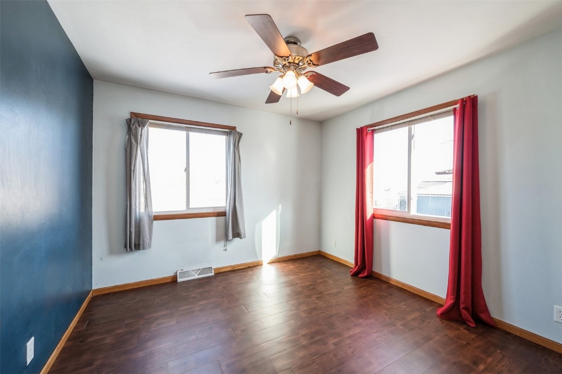 5314 Holly Avenue NW Cedar Rapids IA 52405