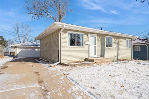 5314 Holly Avenue NW Cedar Rapids IA 52405