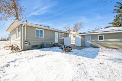 5314 Holly Avenue NW Cedar Rapids IA 52405