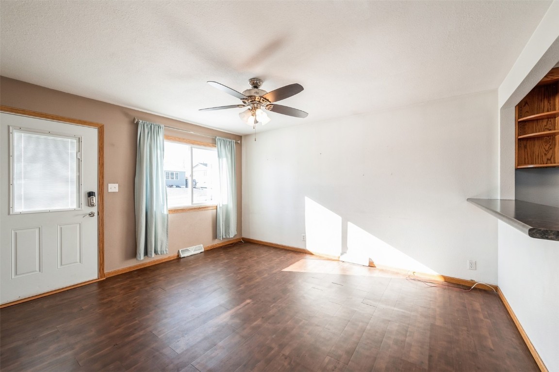 5314 Holly Avenue NW Cedar Rapids IA 52405