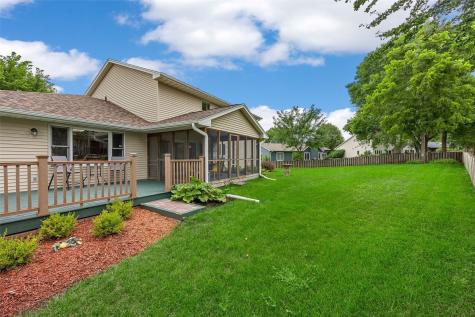 1303 Chamberlain Drive Iowa City IA 52240