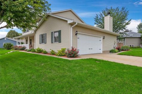 1303 Chamberlain Drive Iowa City IA 52240