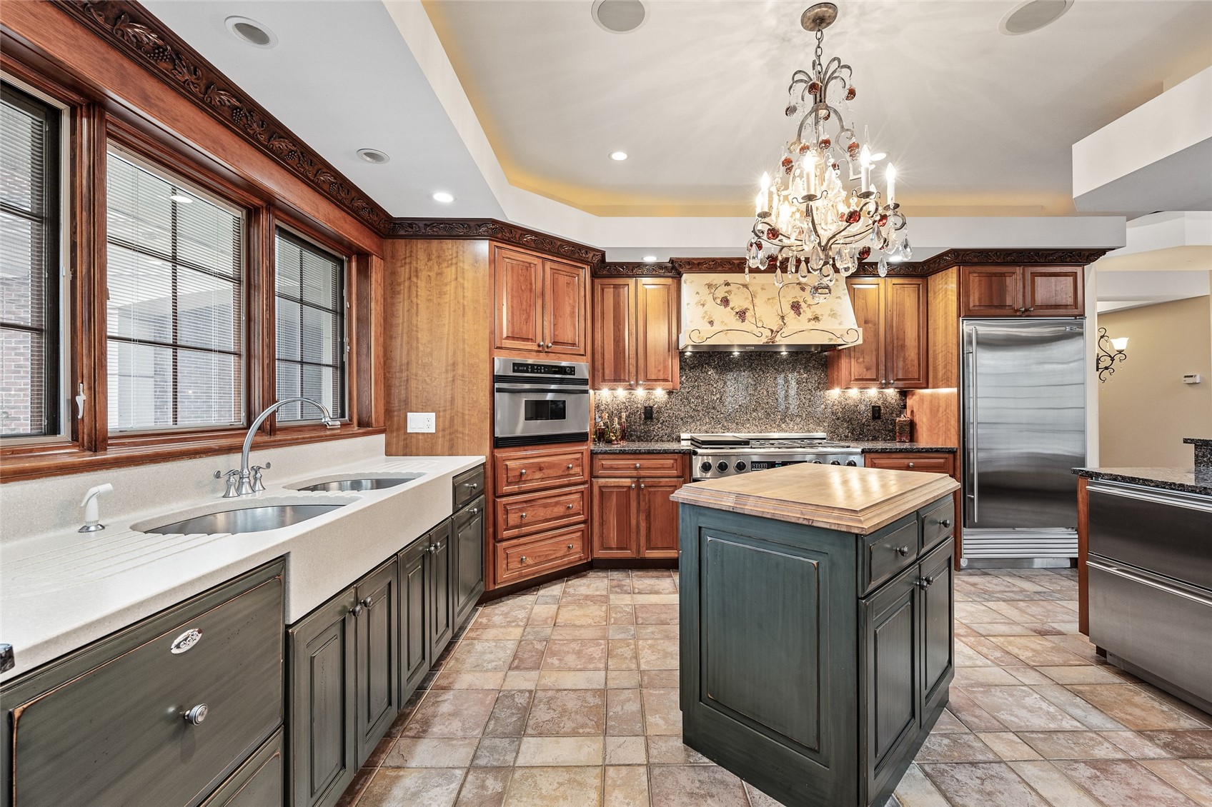 2610 Diamondwood Drive Cedar Rapids IA 52403