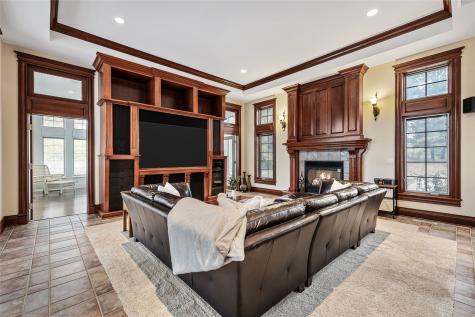 2610 Diamondwood Drive Cedar Rapids IA 52403