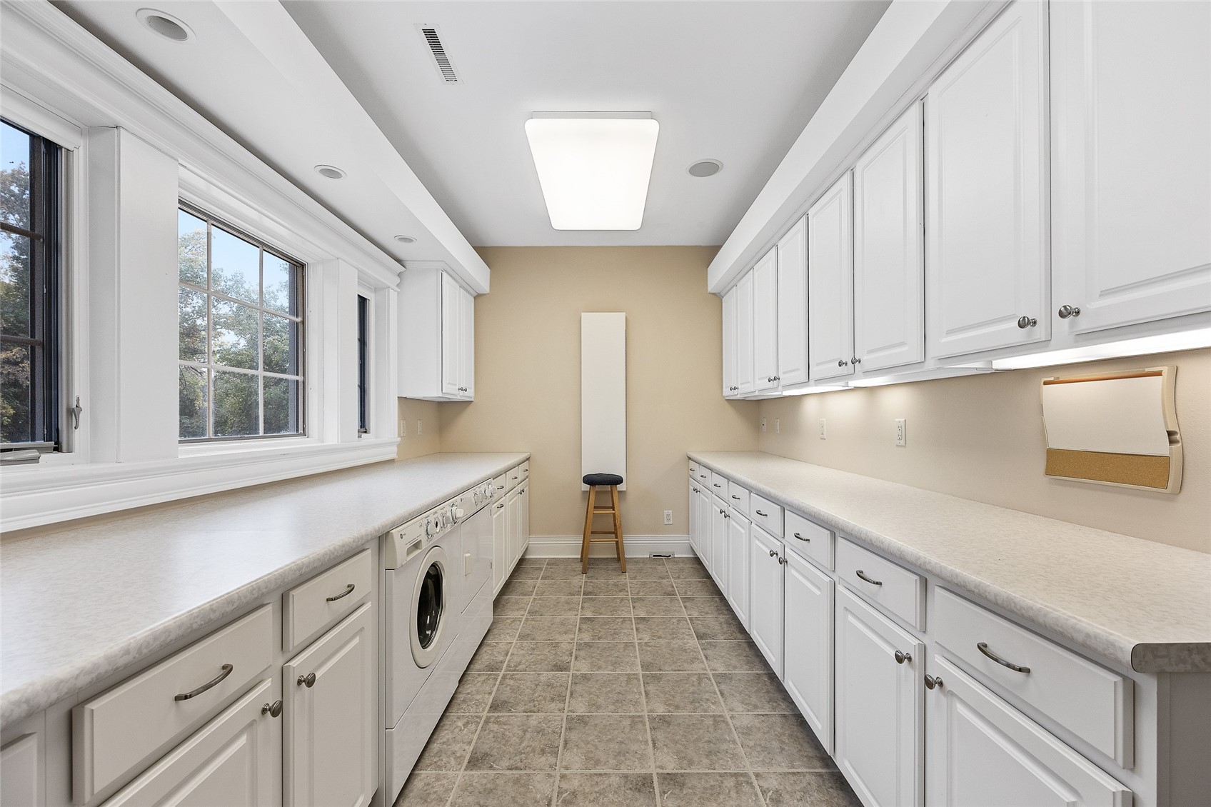 2610 Diamondwood Drive Cedar Rapids IA 52403
