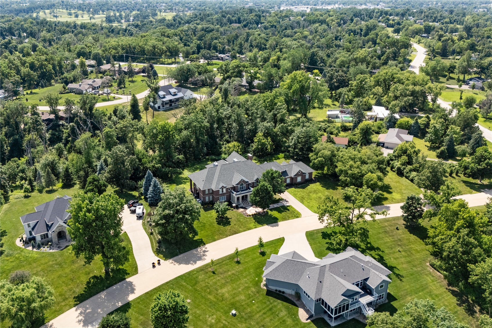 2610 Diamondwood Drive Cedar Rapids IA 52403