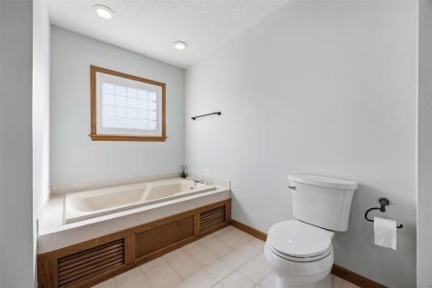 1705 Concord Drive Marion IA 52302