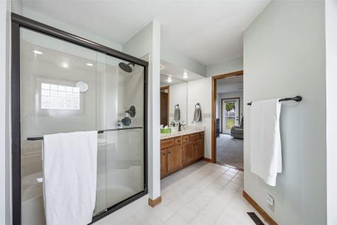 1705 Concord Drive Marion IA 52302