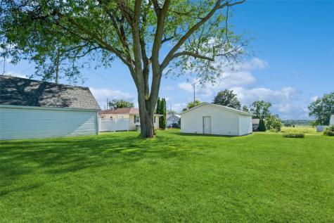 1321 Main Street Center Point IA 52213