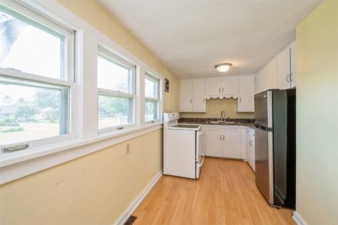 1321 Main Street Center Point IA 52213