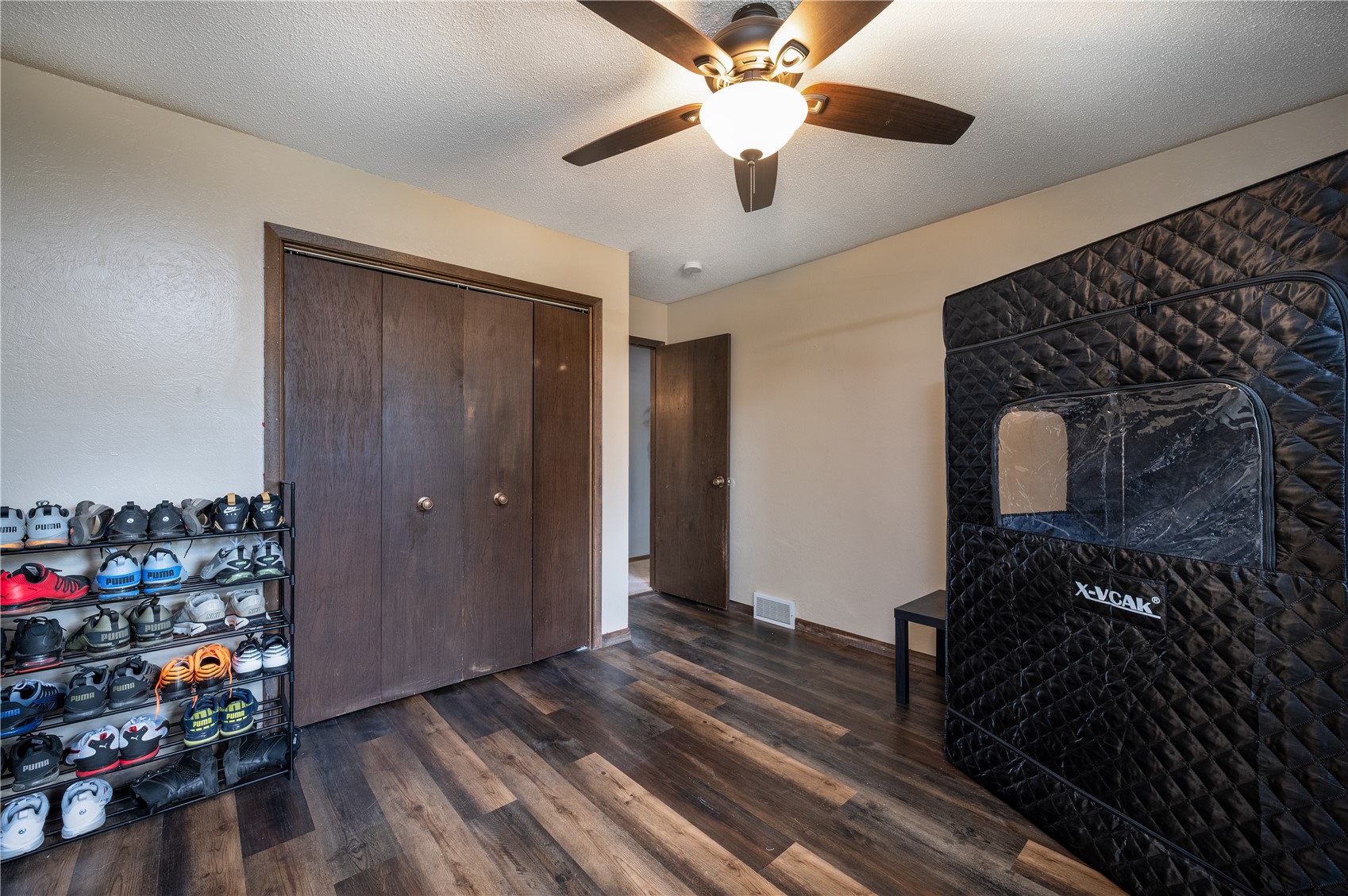 702 Fernwood Drive NE Cedar Rapids IA 52402