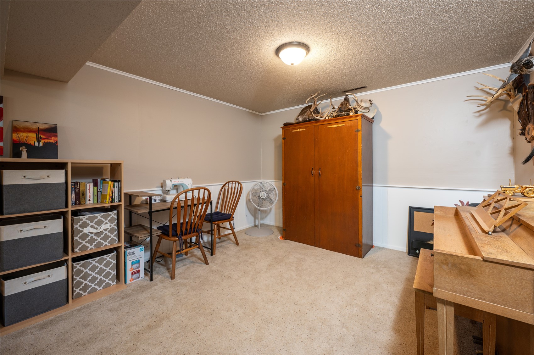 702 Fernwood Drive NE Cedar Rapids IA 52402