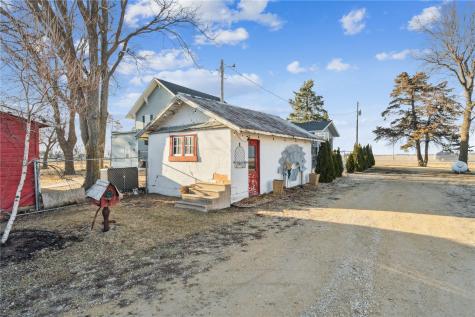 182 Dubuque Road Springville IA 52336