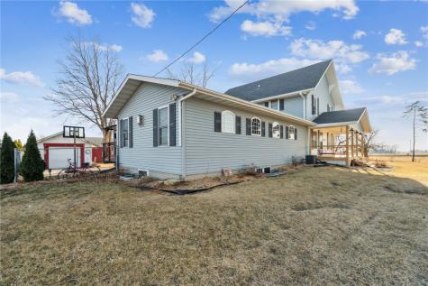 182 Dubuque Road Springville IA 52336