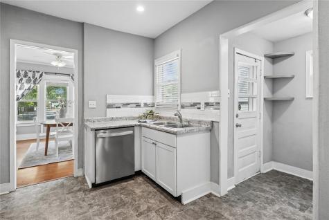 1701 Washington Avenue SE Cedar Rapids IA 52403