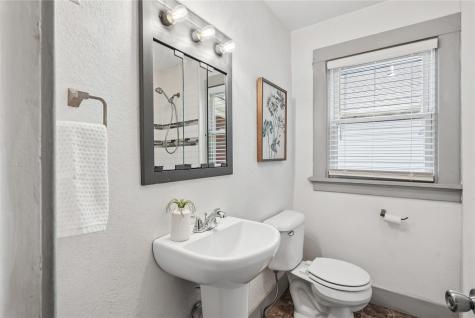 1701 Washington Avenue SE Cedar Rapids IA 52403