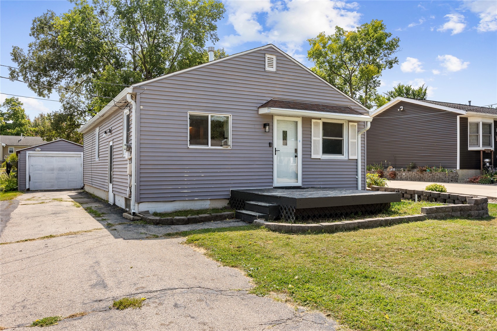 1231 33rd Street NE Cedar Rapids IA 52402