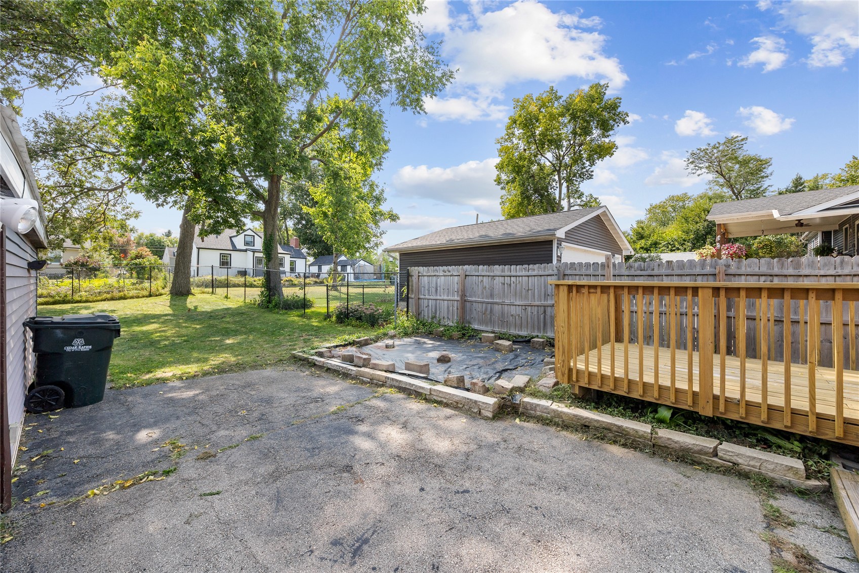 1231 33rd Street NE Cedar Rapids IA 52402