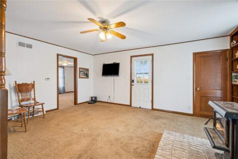 4682 Reamer Road Central City IA 52214