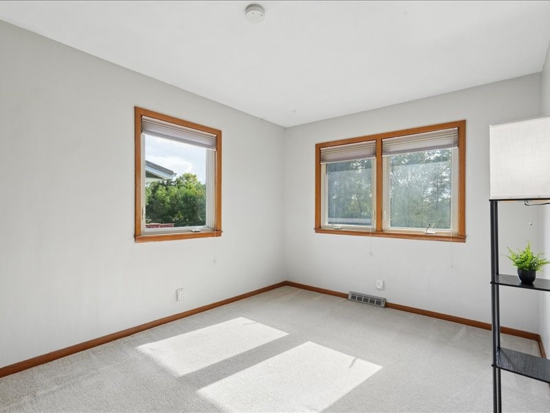 920 Westwood NW Cedar Rapids IA 52405