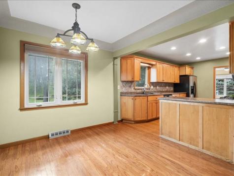 920 Westwood NW Cedar Rapids IA 52405