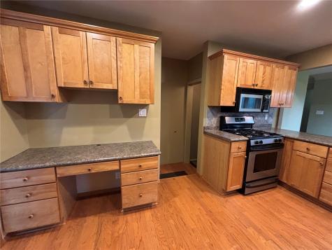 920 Westwood NW Cedar Rapids IA 52405