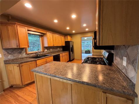 920 Westwood NW Cedar Rapids IA 52405